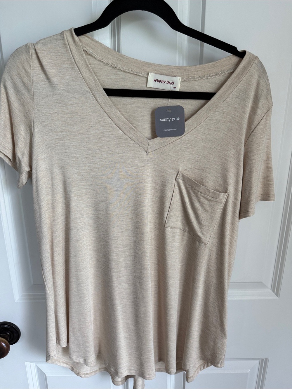 Women's Cream V-Neck Pocket Tee